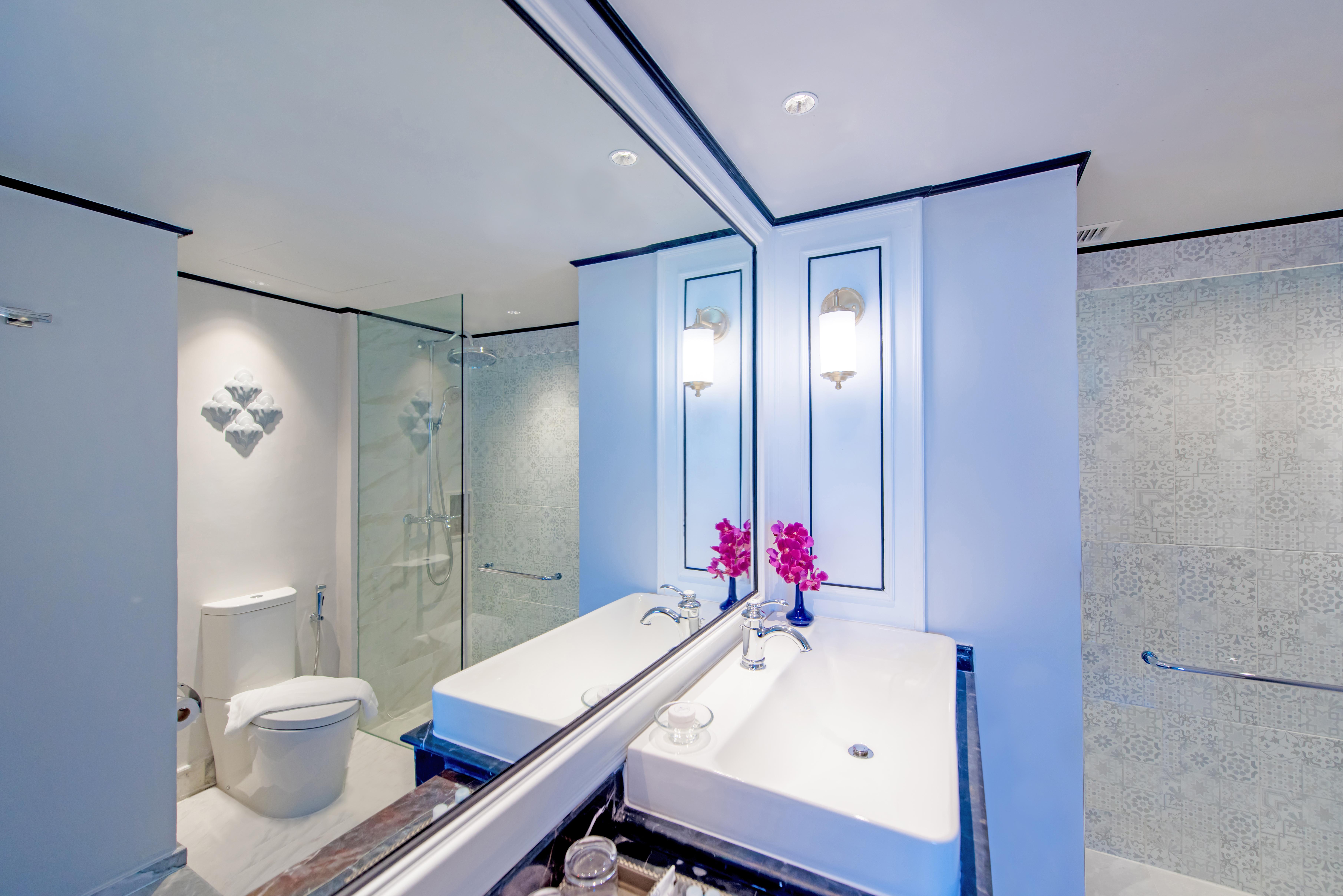 Courtyard By Marriott Phuket Town Hotel Bagian luar foto