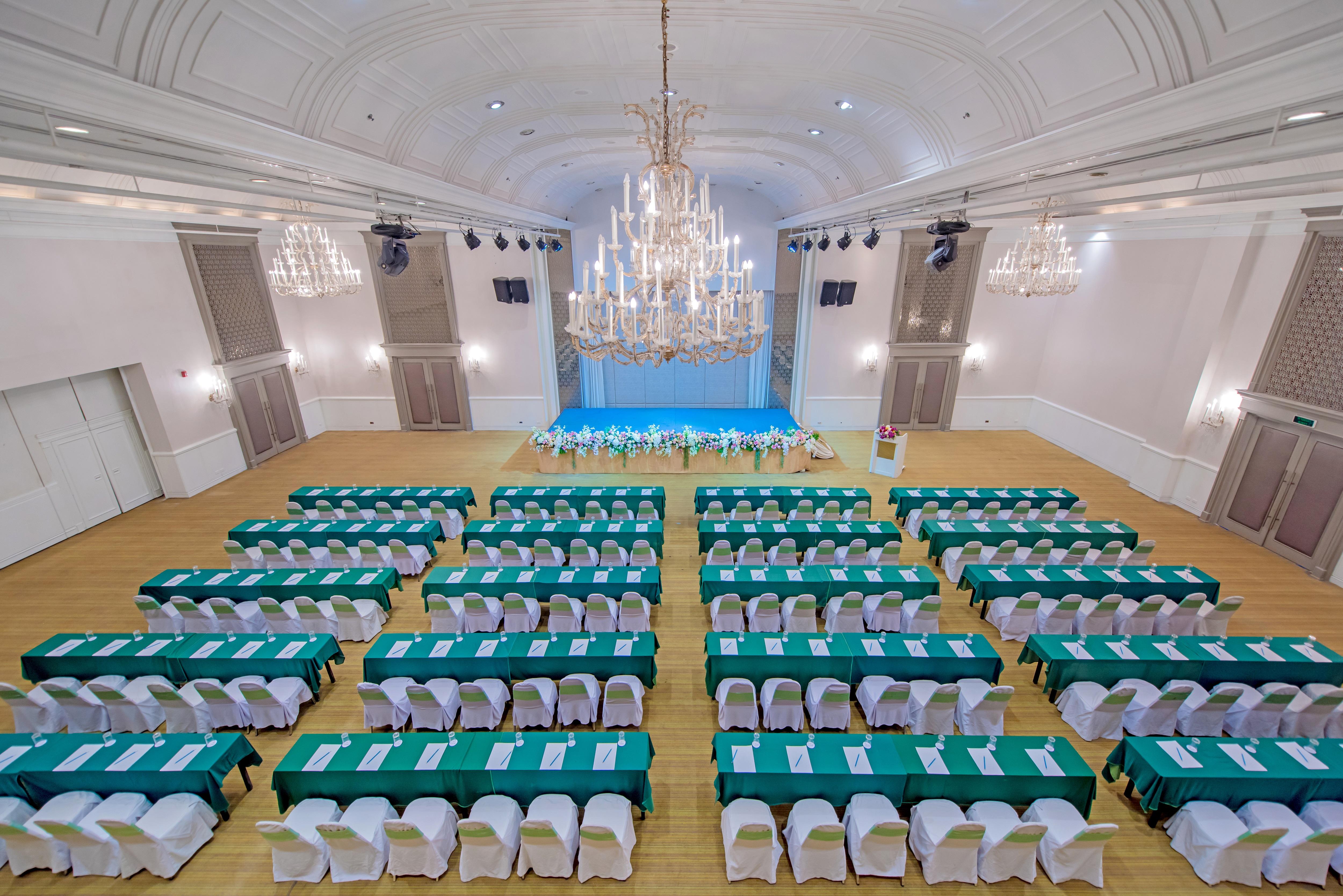 Courtyard By Marriott Phuket Town Hotel Bagian luar foto