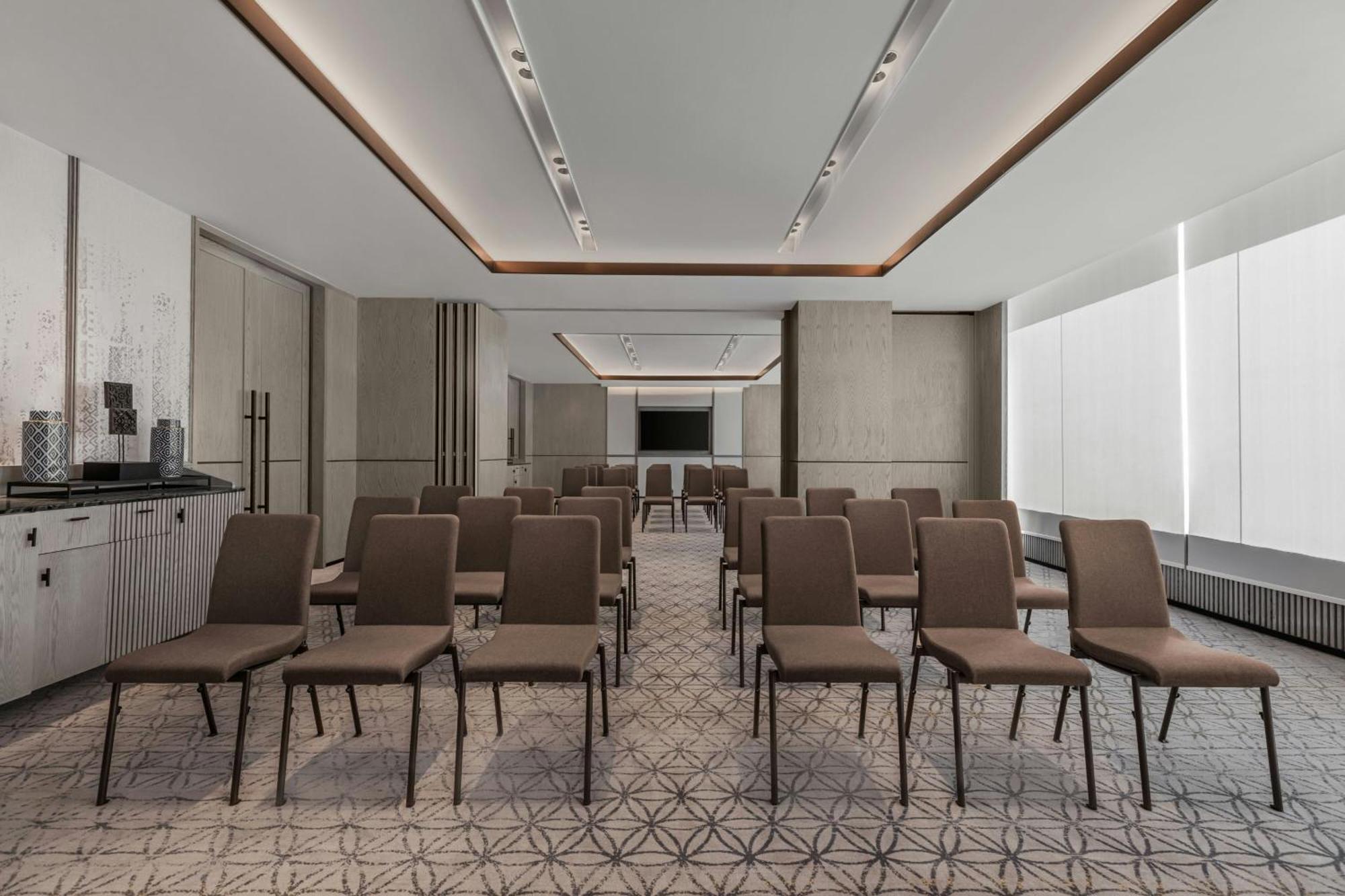Courtyard By Marriott Phuket Town Hotel Bagian luar foto