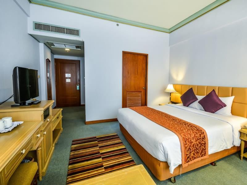Courtyard By Marriott Phuket Town Hotel Bagian luar foto